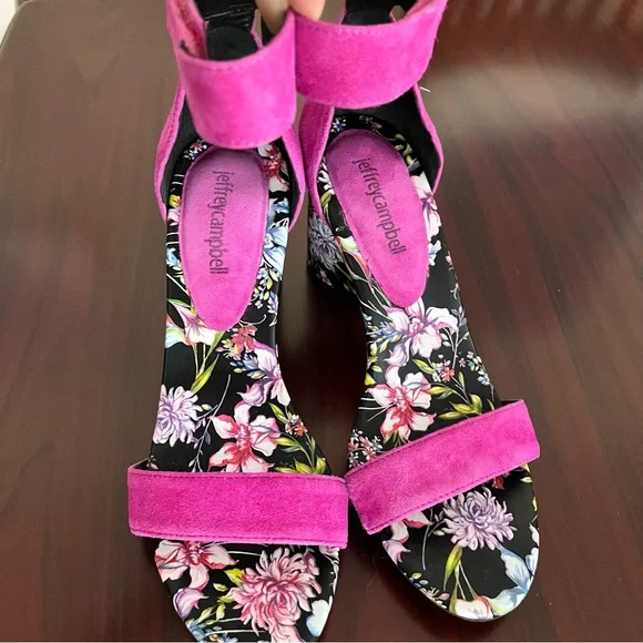 Jeffrey Campbell Purdy Heels from Anthropologie - Picture 5 of 10